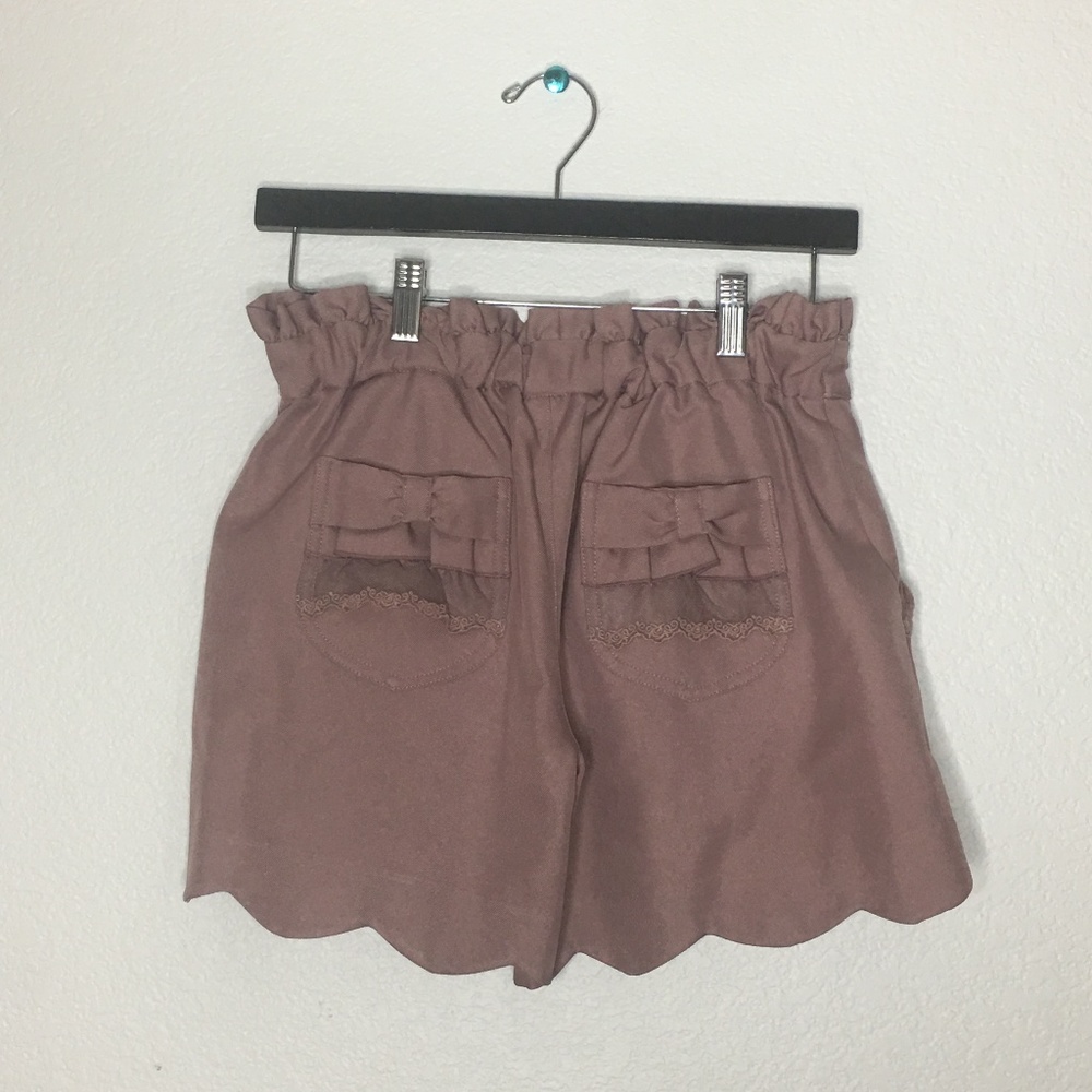 Muave Ruffled Shorts Size Medium - Picture 2 of 2